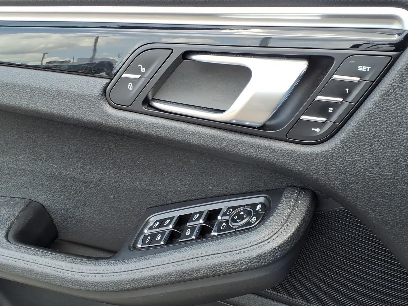 2018 Porsche Macan Base