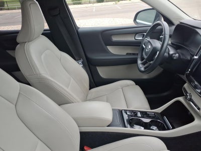 2020 Volvo XC40 Inscription