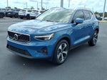 2023 Volvo XC40 Plus Bright Theme