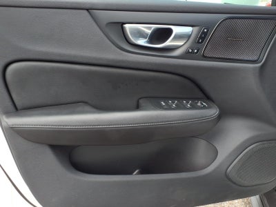 2025 Volvo V60 Cross Country Plus