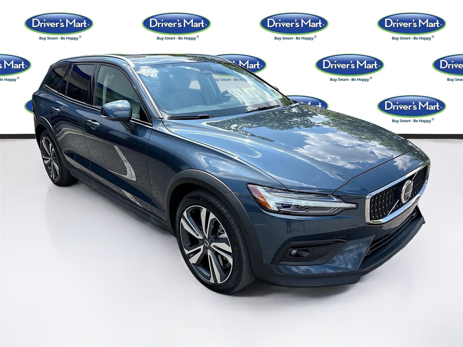 2025 Volvo V60 Cross Country Plus