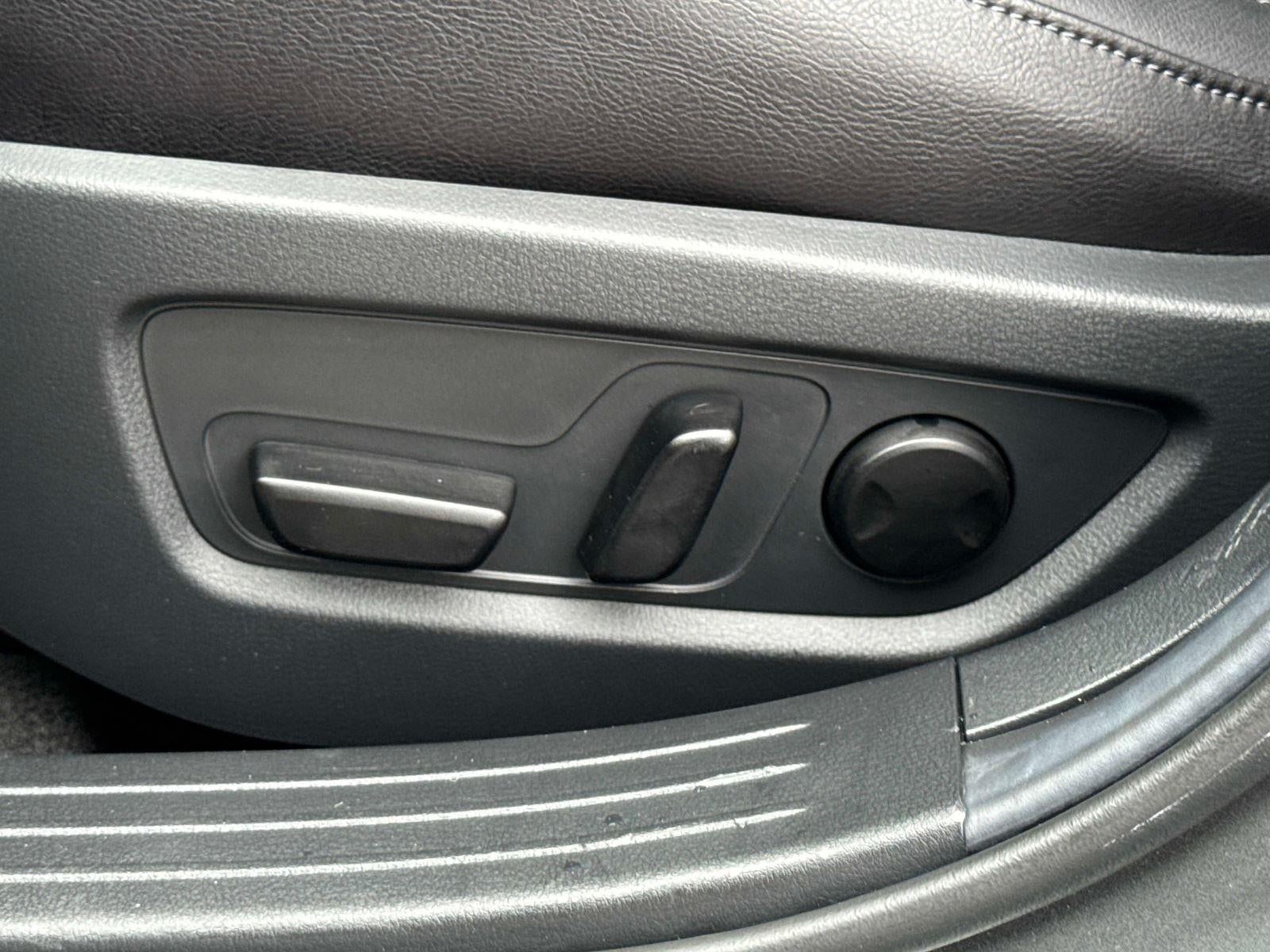 2025 Mazda Mazda CX-50 Hybrid Premium Package