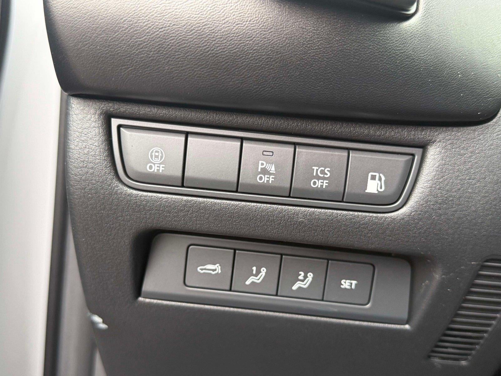 2026 Mazda Mazda CX-50 Hybrid Premium AWD