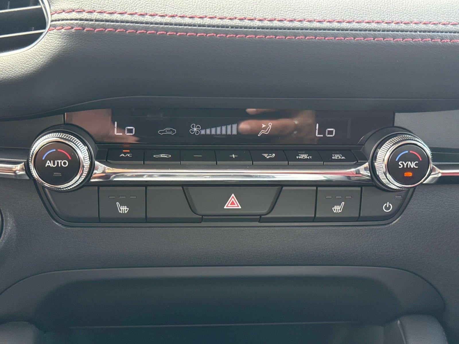 2026 Mazda Mazda3 Sedan 2.5 S Carbon Edition AWD