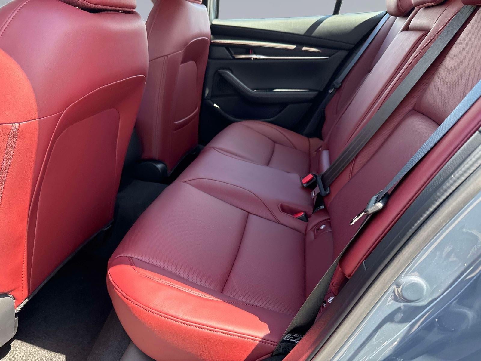 2026 Mazda Mazda3 Sedan 2.5 S Carbon Edition AWD