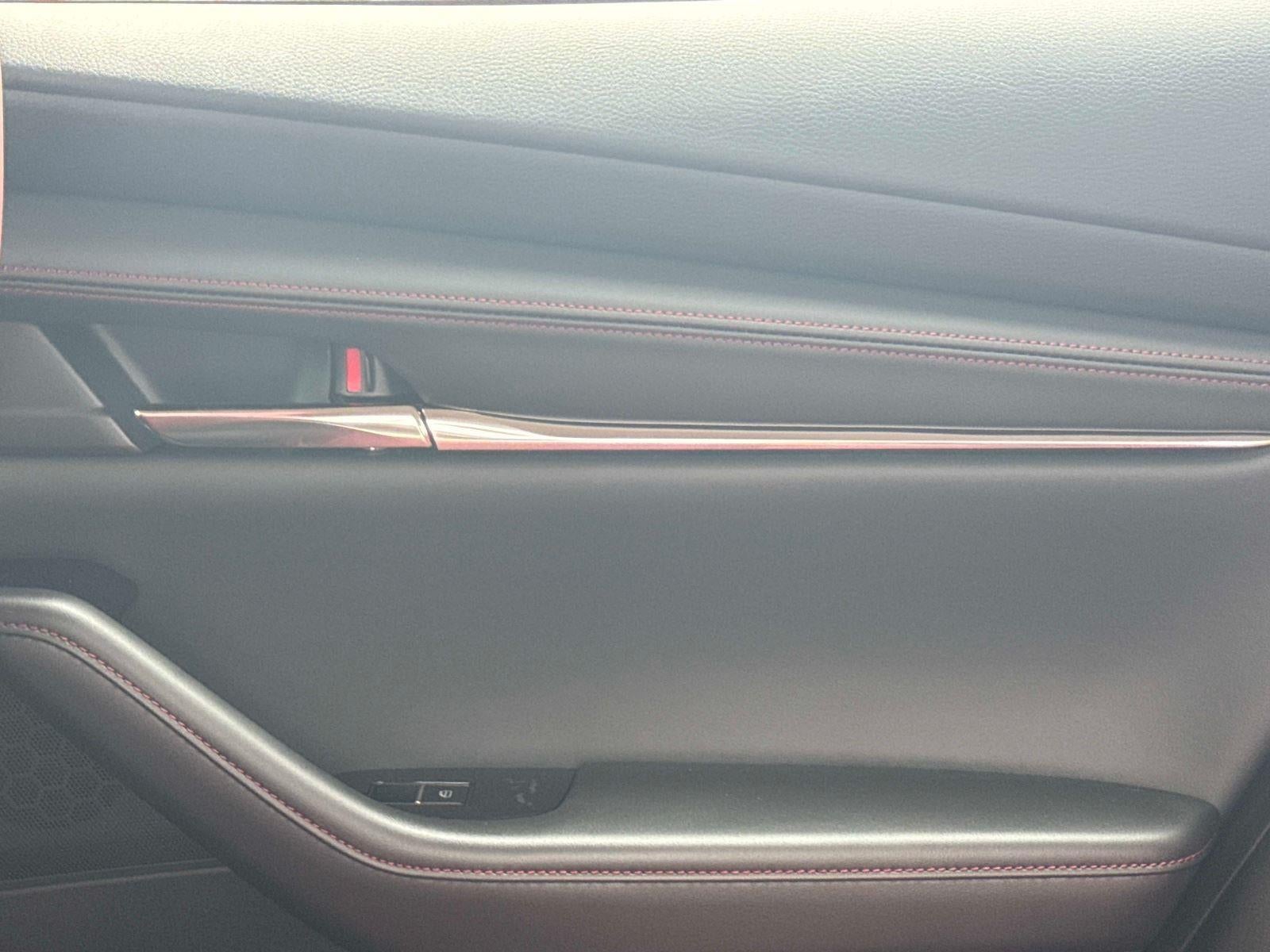 2026 Mazda Mazda3 Sedan 2.5 S Carbon Edition AWD