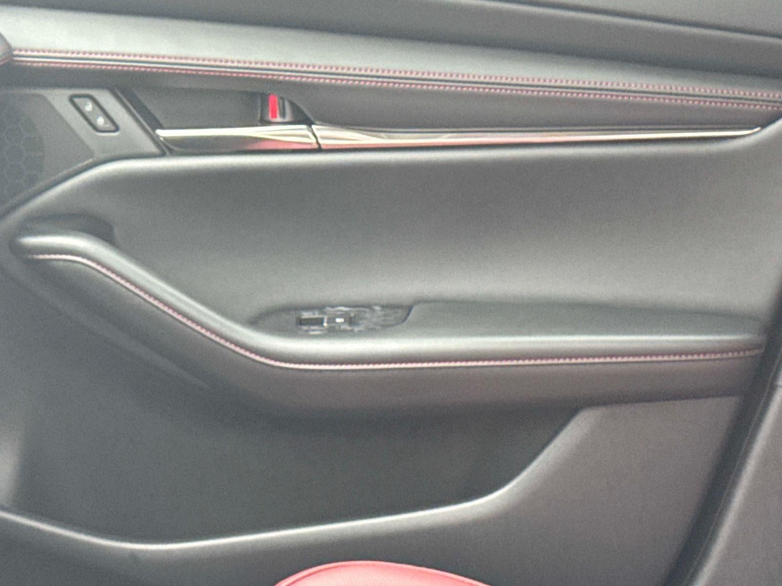 2026 Mazda Mazda3 Sedan 2.5 S Carbon Edition AWD