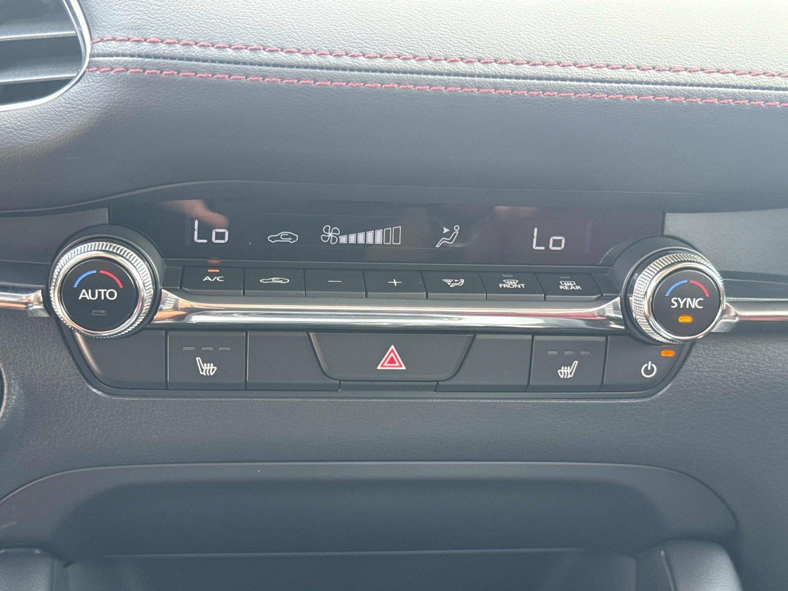 2026 Mazda Mazda3 Sedan 2.5 S Carbon Edition AWD
