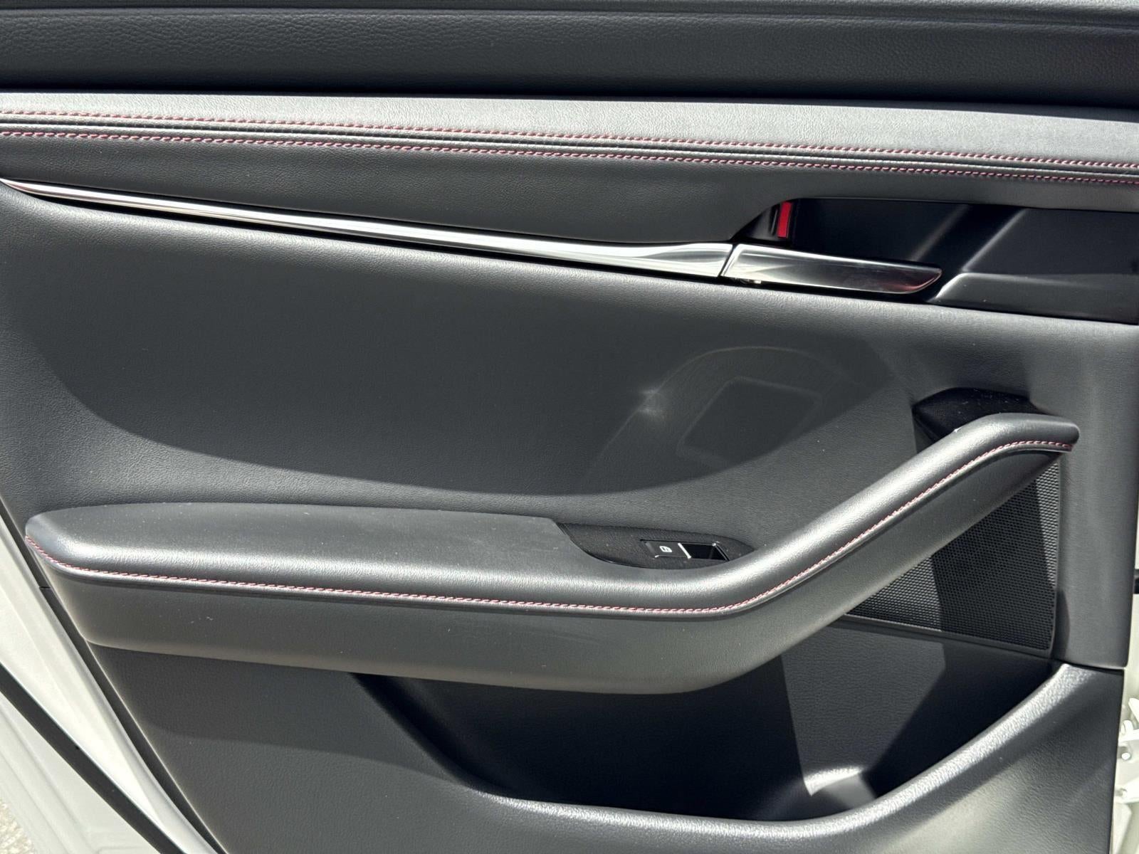 2026 Mazda Mazda3 Hatchback 2.5 S Carbon Edition AWD