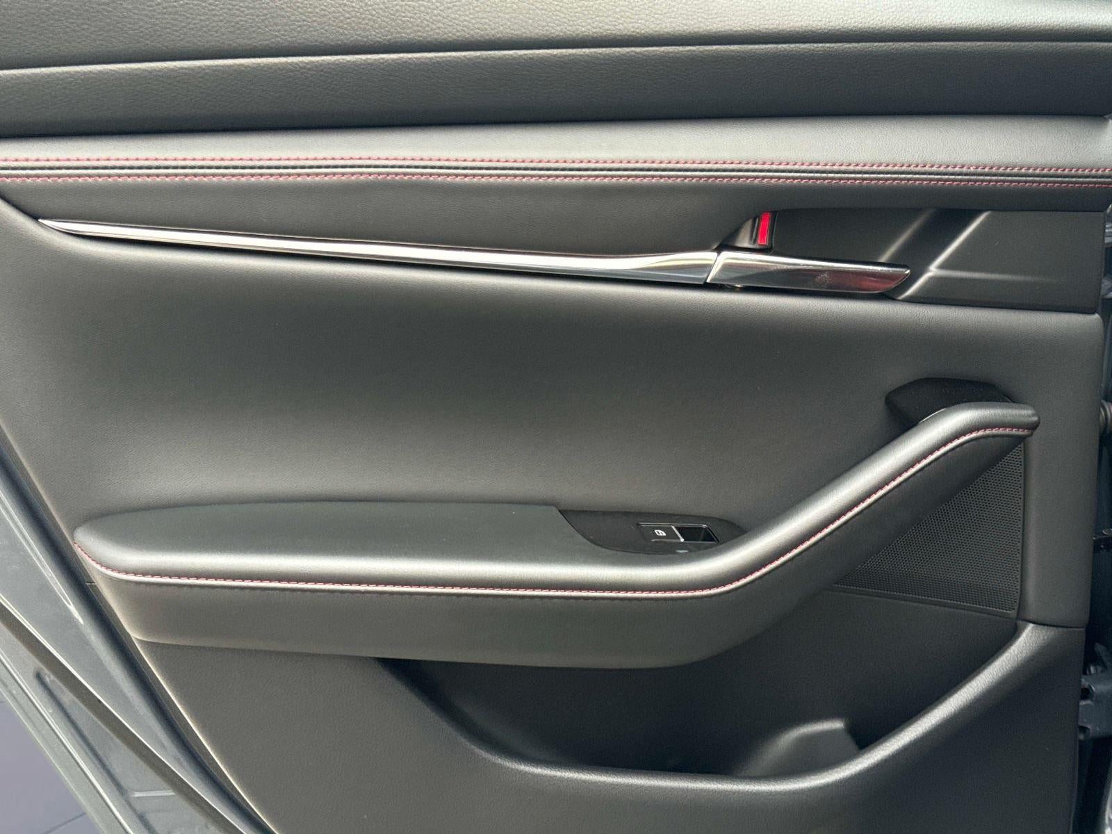 2026 Mazda Mazda3 Hatchback 2.5 S Carbon Edition AWD