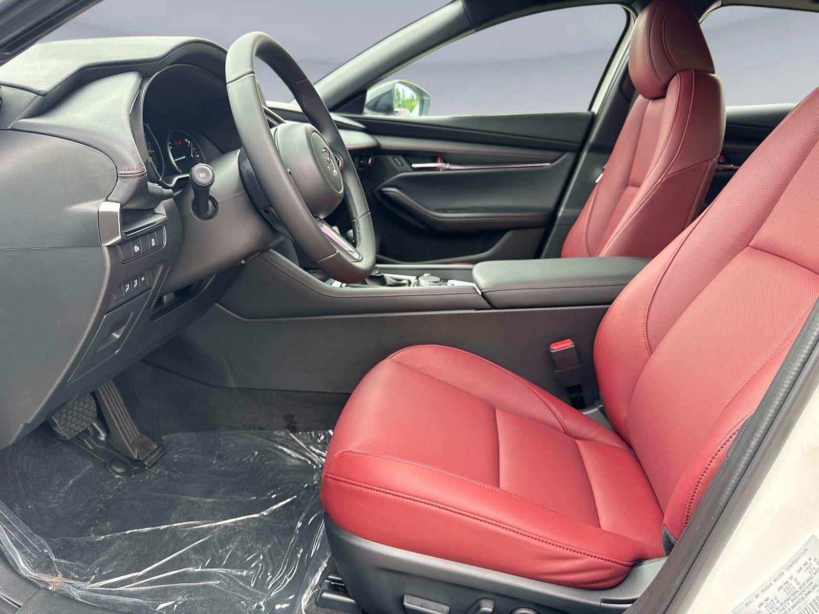 2026 Mazda Mazda3 Hatchback 2.5 S Carbon Edition AWD