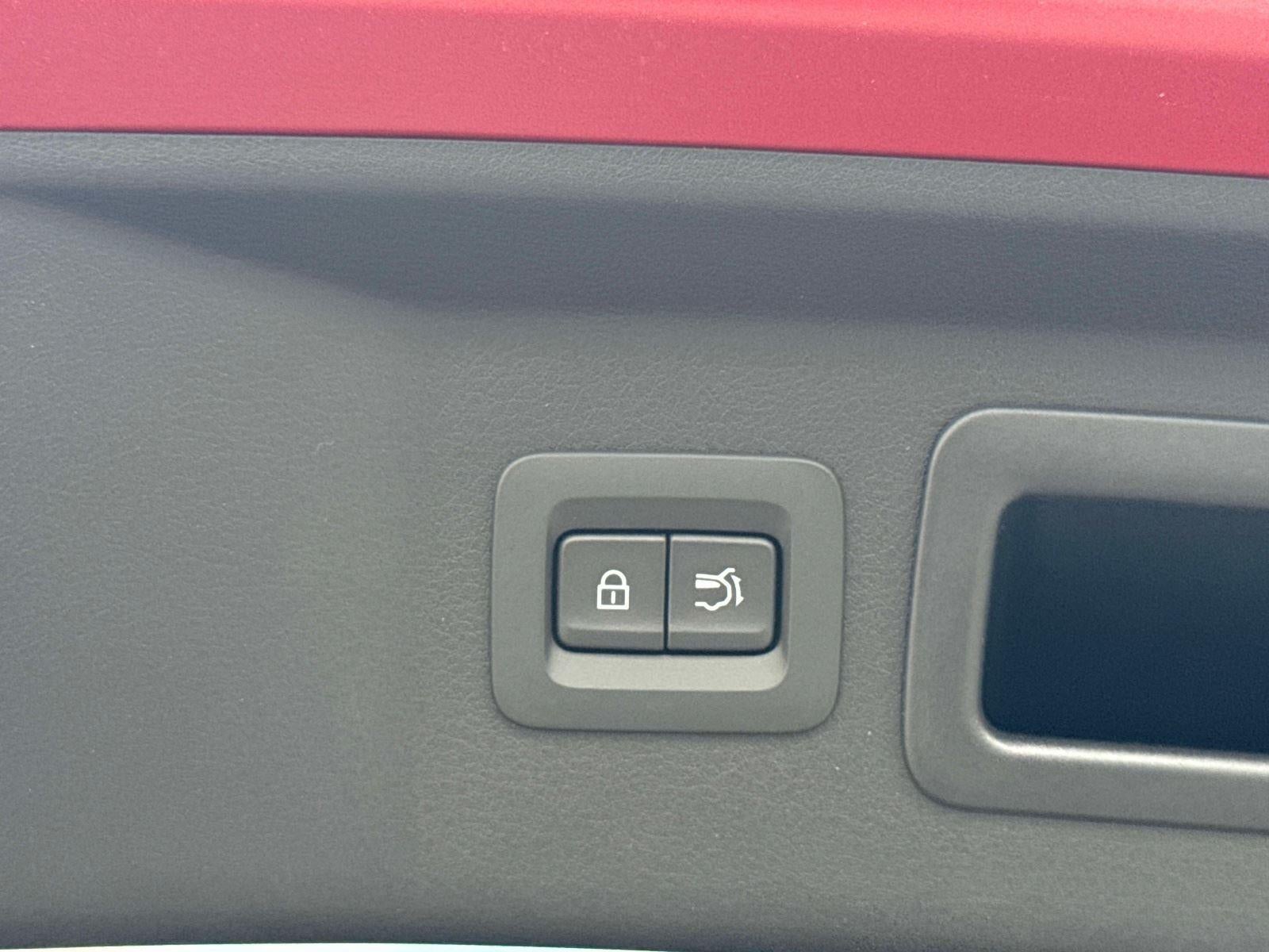 2026 Mazda Mazda CX-70 Plug-In Hybrid SC AWD